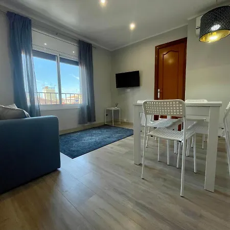Apartment Apartamento De Lujo Con Vistas A Plaza Forum! *