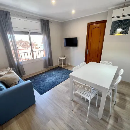 Apartamento De Lujo Con Vistas A Plaza Forum! Appartamento